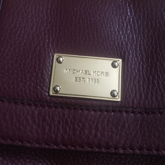 Michael Kors Burgundy Shoulder Bag with Chain straps - Picture 4 of 4